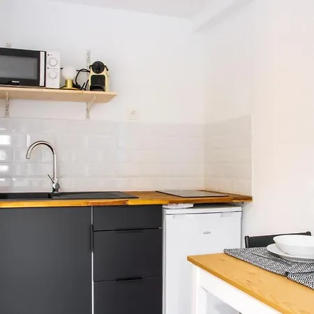 Le Blossac - Le Confort Au Coeur De Poitiers Apartamento *