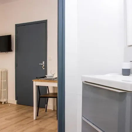 Apartamento Le Blossac - Le Confort Au Coeur De Poitiers Poitiers
